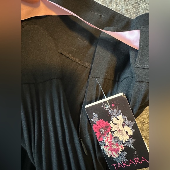 *NWT Black Pleated MiniSkirt - Picture 5 of 9